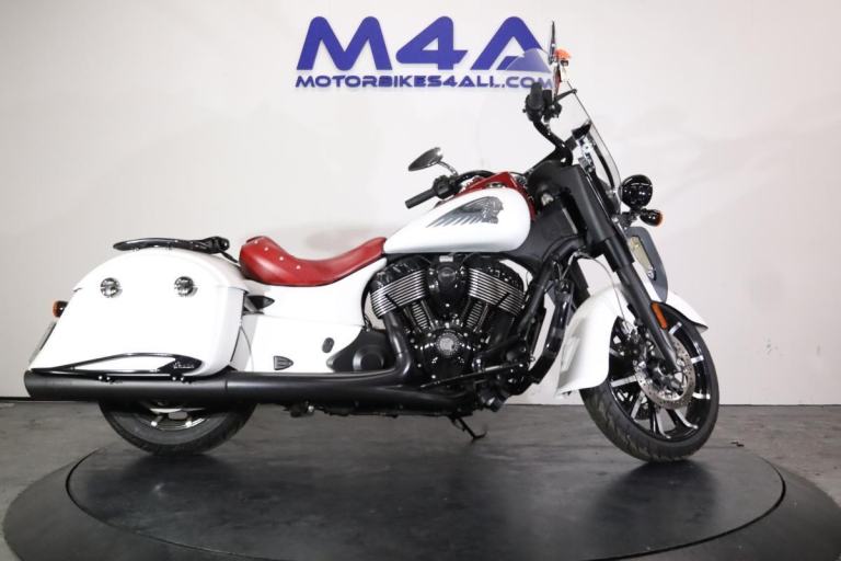INDIAN SPRINGFIELD DARK HORSE 2019