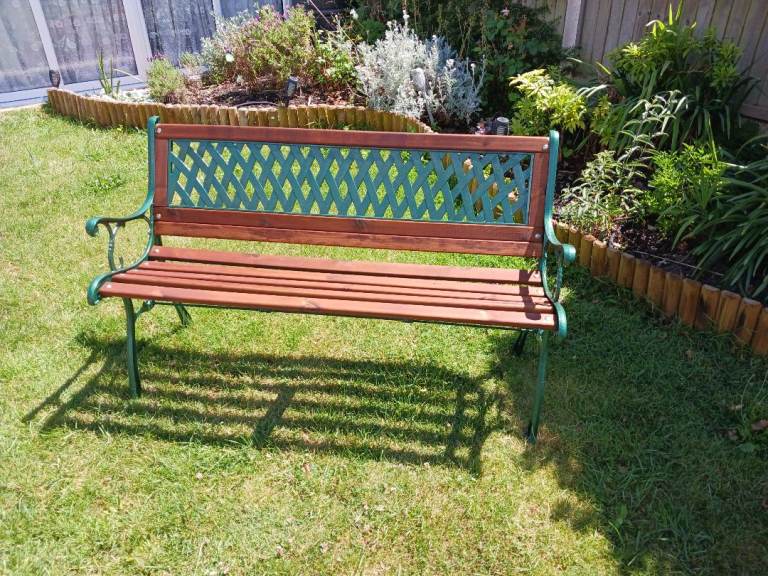 Garden bench 
