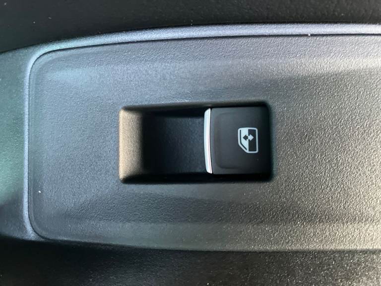 2025 SEAT Ateca 1.5 TSI EVO FR Black Edition 5dr Estate PETROL Manual