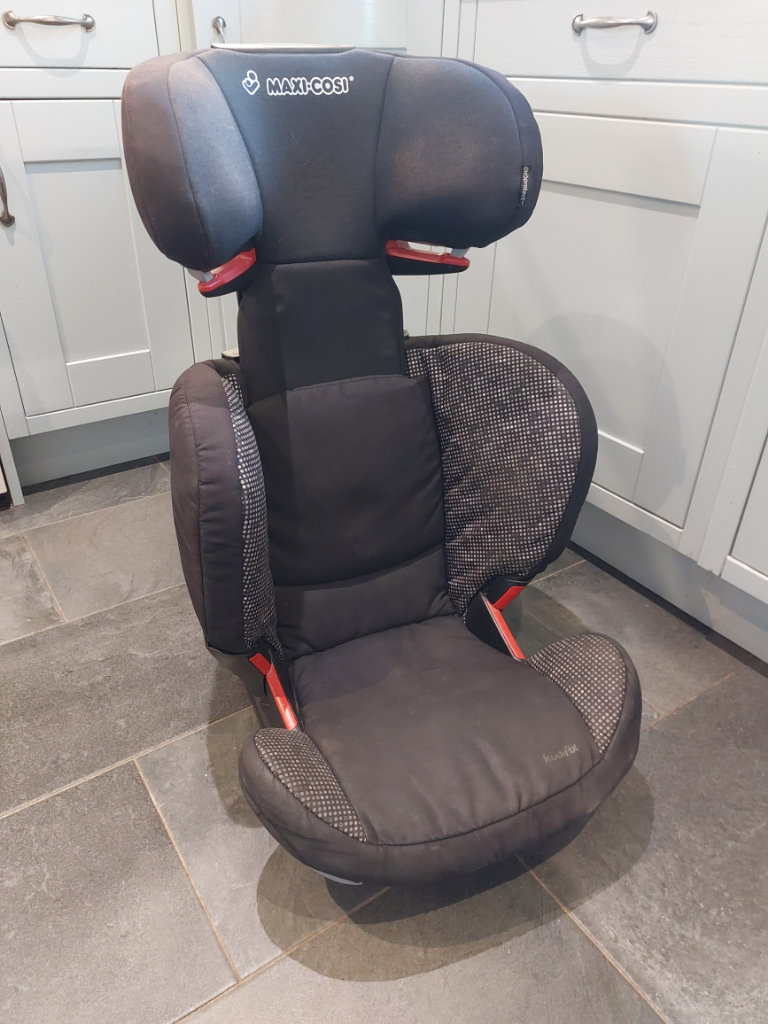 Maxi Cosi child seat 5-12 years