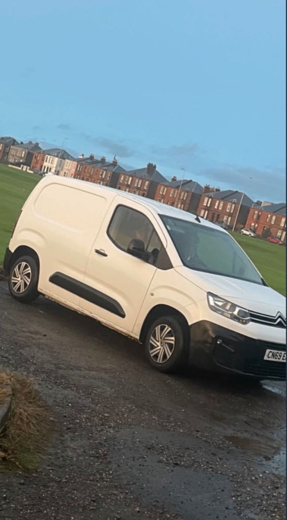Citroen Berlingo full mot 