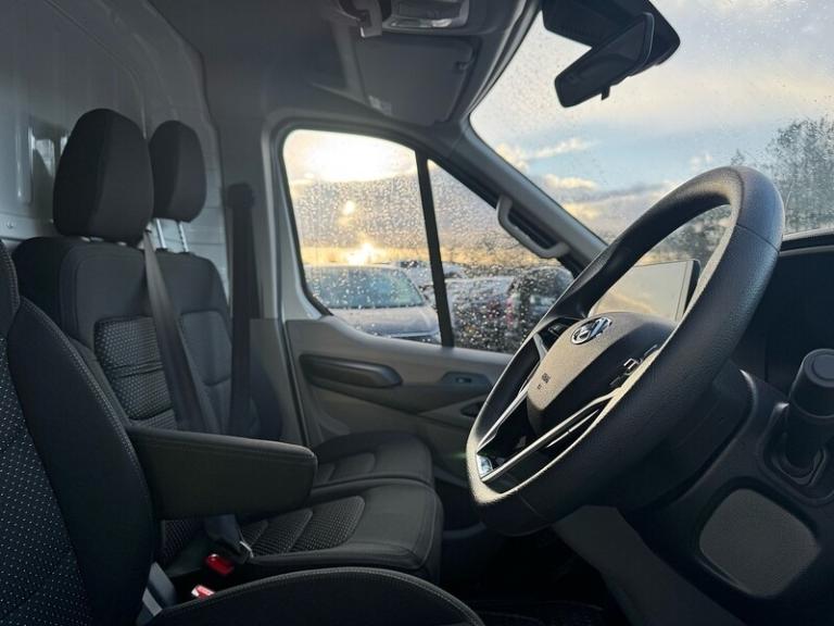  Maxus Deliver 9 Base Lxh L3 H3 High Roof Panel Van with Car Play, Reverse Camera, Aircon Panel V...