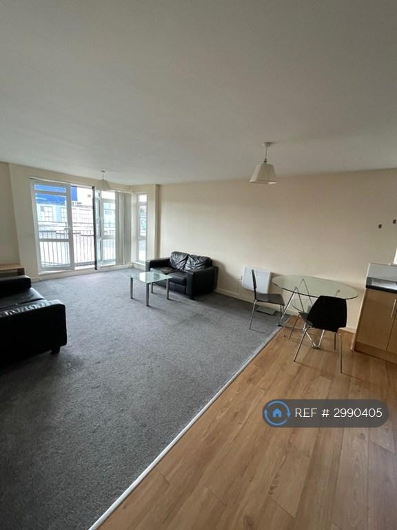 2 bedroom flat in Beauchamp House, Coventry, CV1 (2 bed) (#2990405)