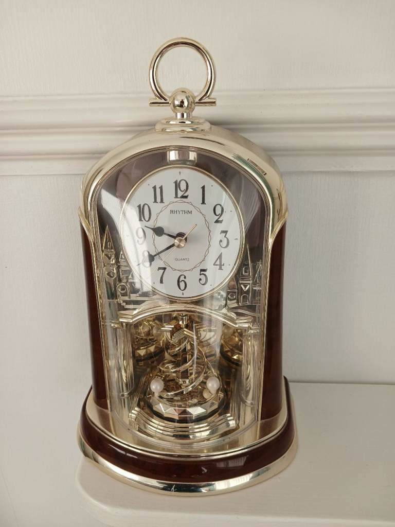 Rhythm Quartz Mantel Clock – Silver & Wood, Good Condition