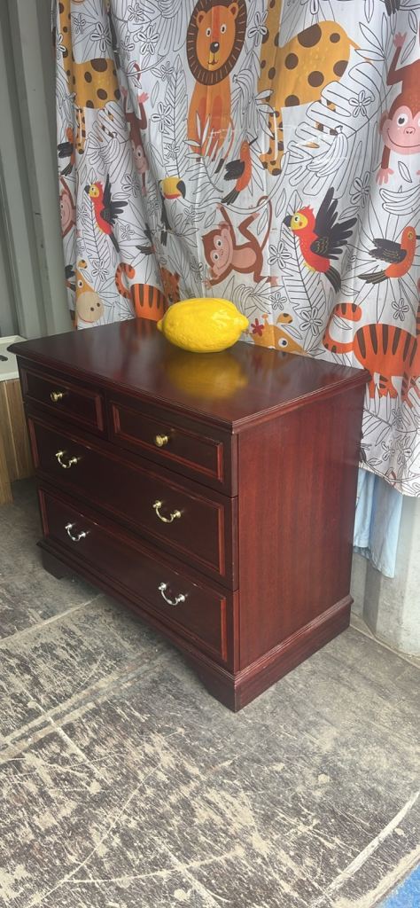 Stag mahogany chest of drawers 
