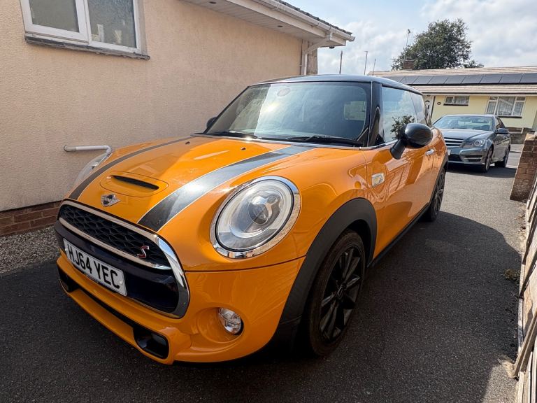 Mini Cooper 2.0 SD , Hatchback, 2014, Manual Low Mileage 