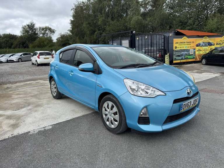 2013 Toyota Aqua Toyota Aqua Hybrid Petrol Blue  2013 5 Seater  1.5L Hybrid