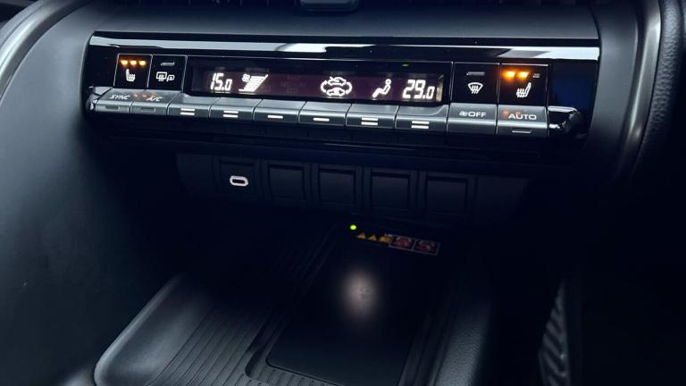 2024 Toyota C-HR 1.8 VVT-h Design SUV 5dr Petrol Hybrid CVT Euro 6 (s/s) (140 ps) HATCHBACK Petro...