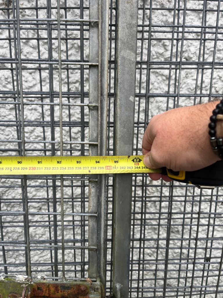 Dog pen 8’x12’x6’