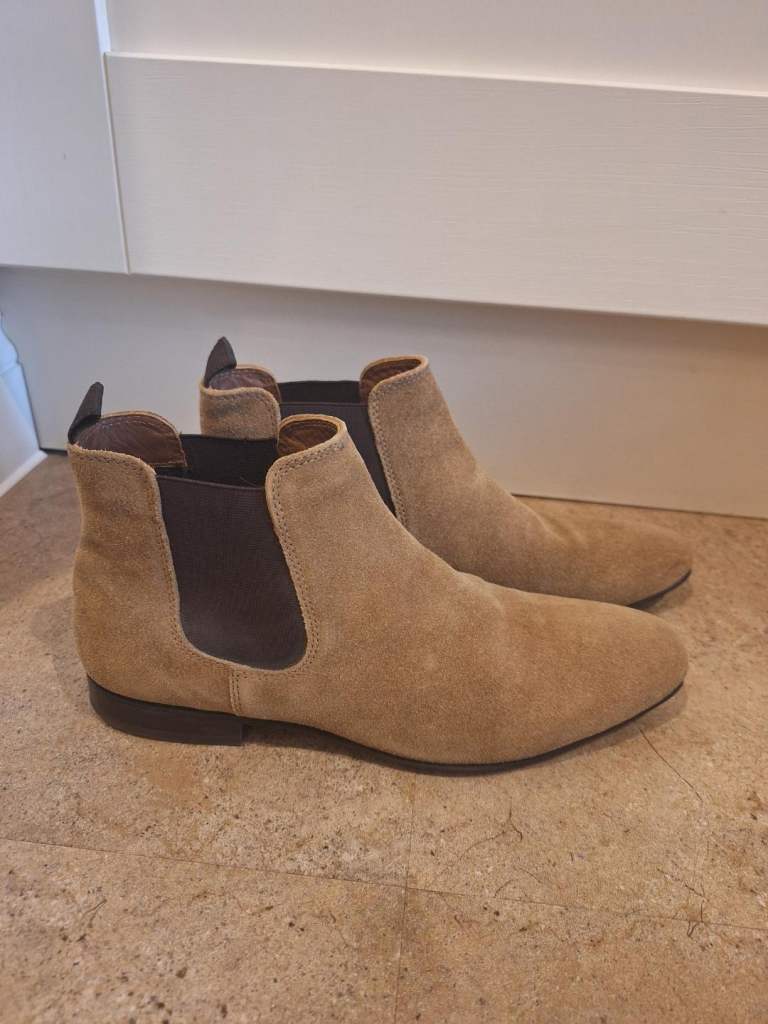 MENS NEXT BOOTS SIZE 7