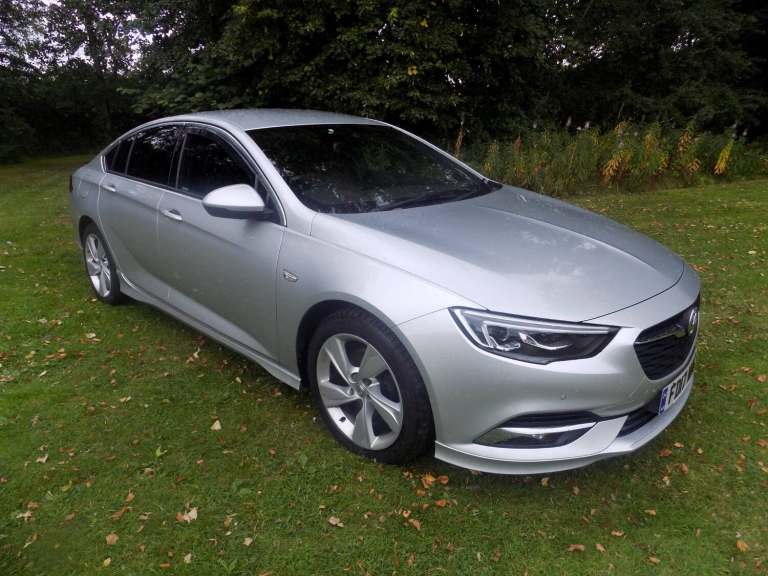 2017 Vauxhall Insignia 2.0 Turbo D SRi Vx-line Nav 5dr HATCHBACK Diesel Manual