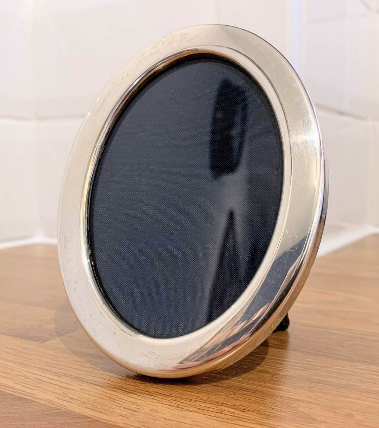 Stirling Silver Oval Photo / Picture Frame Hallmarked