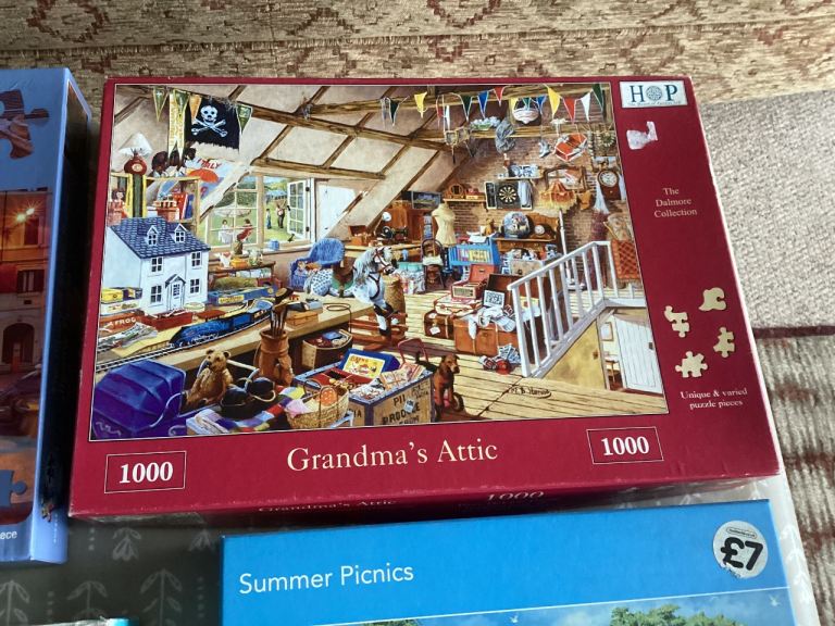 6 job lot jigsaw puzzles 