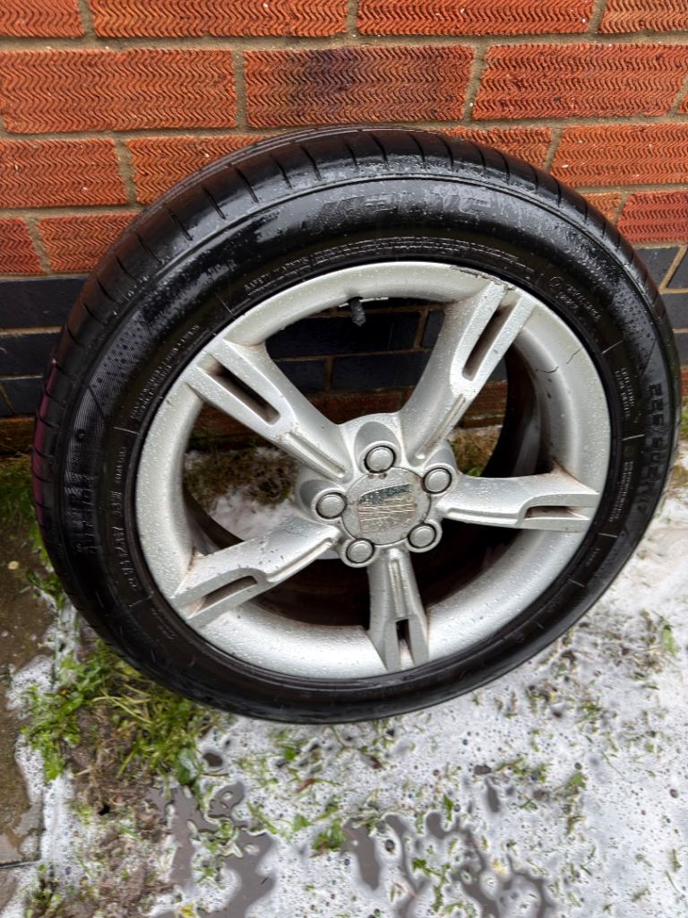 17 inch 5x112 Seat Alloy wheel