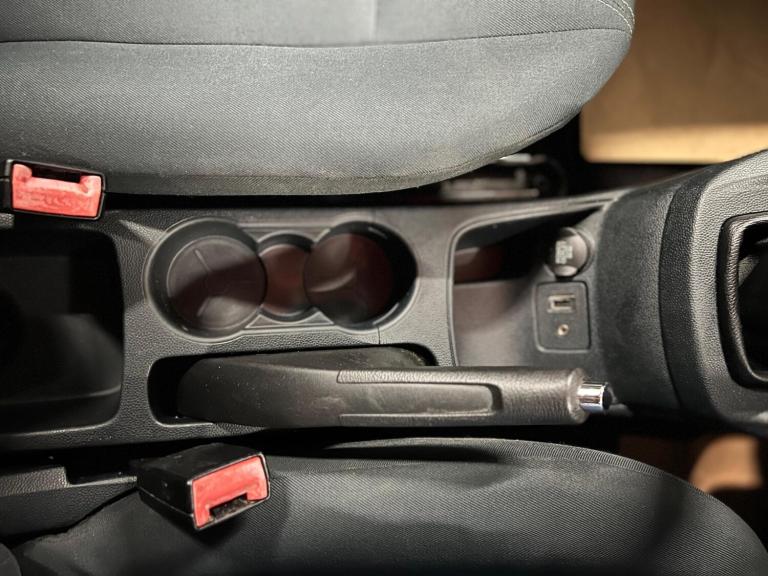 2011 Ford Fiesta 1.4 Zetec 3dr HATCHBACK PETROL Manual