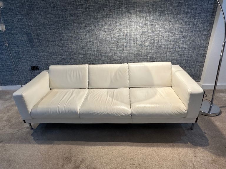 Habitat Days Forum 3-Seater White Leather Sofa in Walnut designed by Robin Day