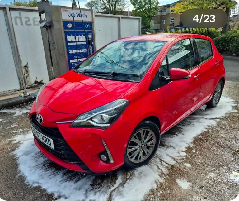 Manual Toyota Yaris 2017 for sale 71,788 miles £6,899