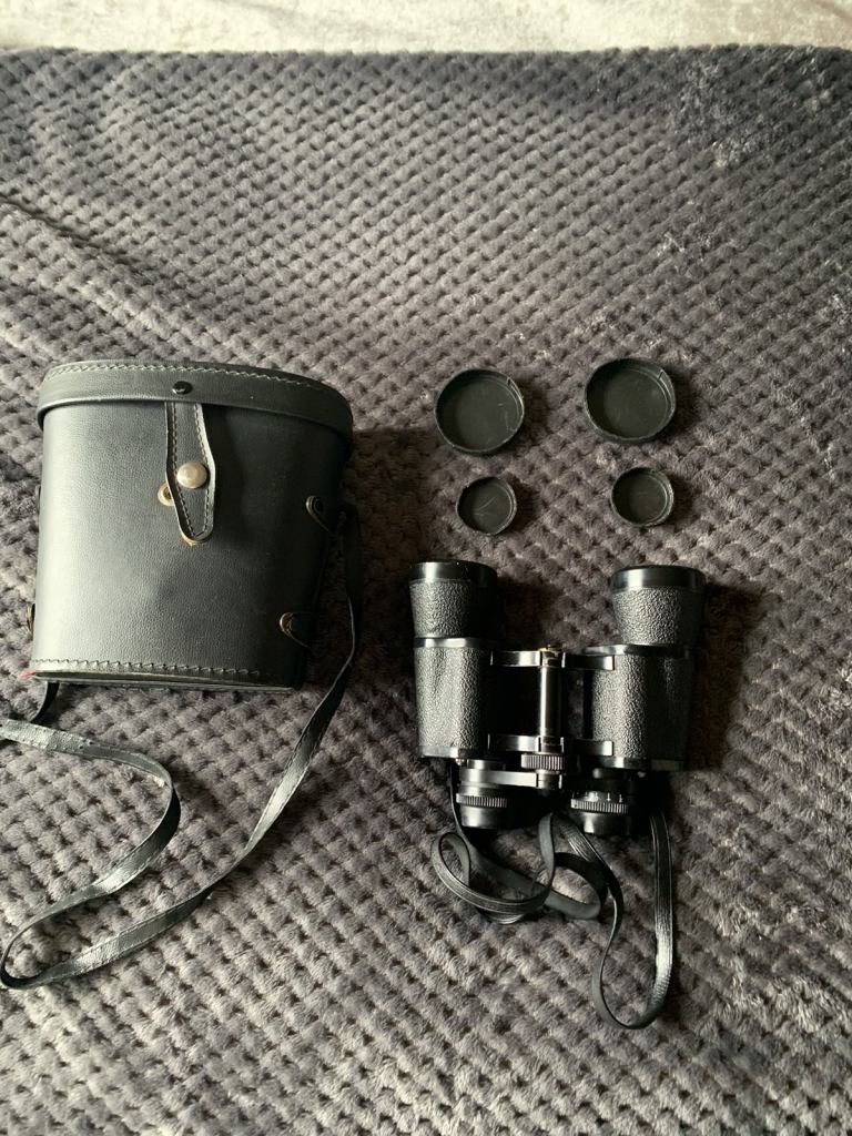 Prinz 8 x 40 coated optics binoculars with protective caps and case