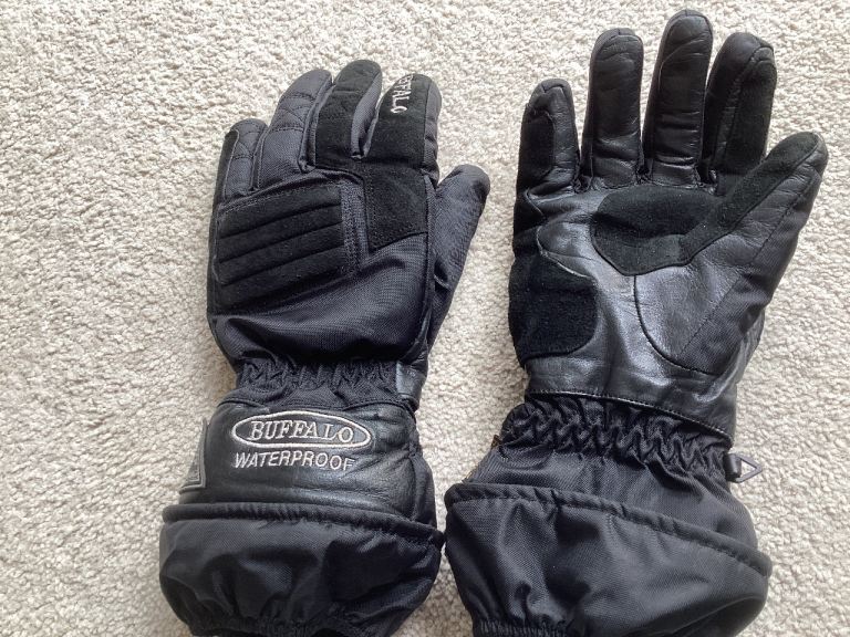 Ladies Black Buffalo Waterproof Motorcycle Gloves.