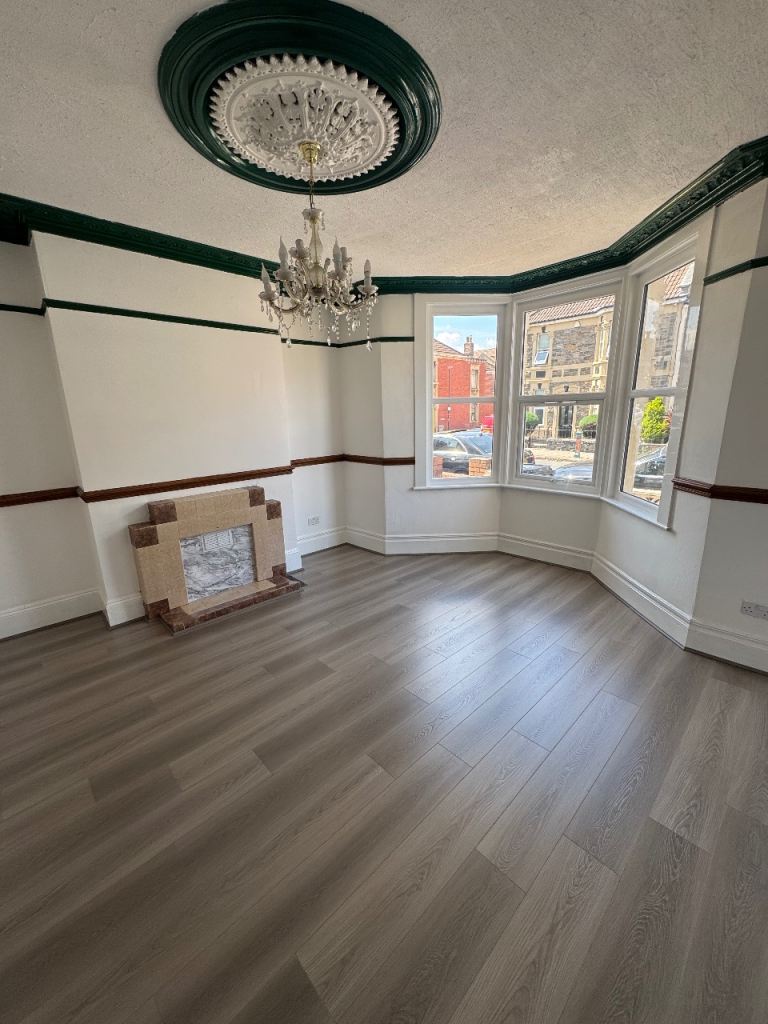 4/5 BED HOUSE TO RENT - EASTON 
