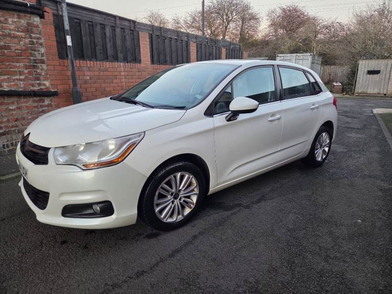 Citroen, C4, VTR+, Hatchback, 2014, Manual, 1560 (cc), 5 door