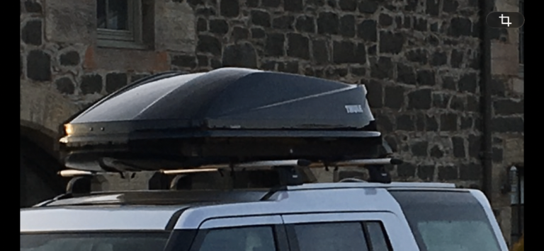 Thule Halfords 400L Touring M Roof Box