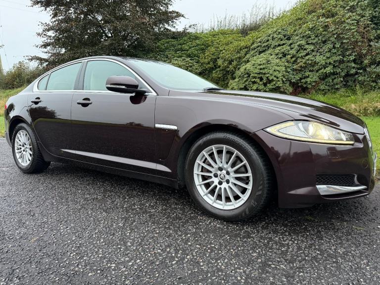 2012 Jaguar XF 2.2d SE Saloon 4dr Diesel Auto Euro 5 190 BHP ** LOW MILES **