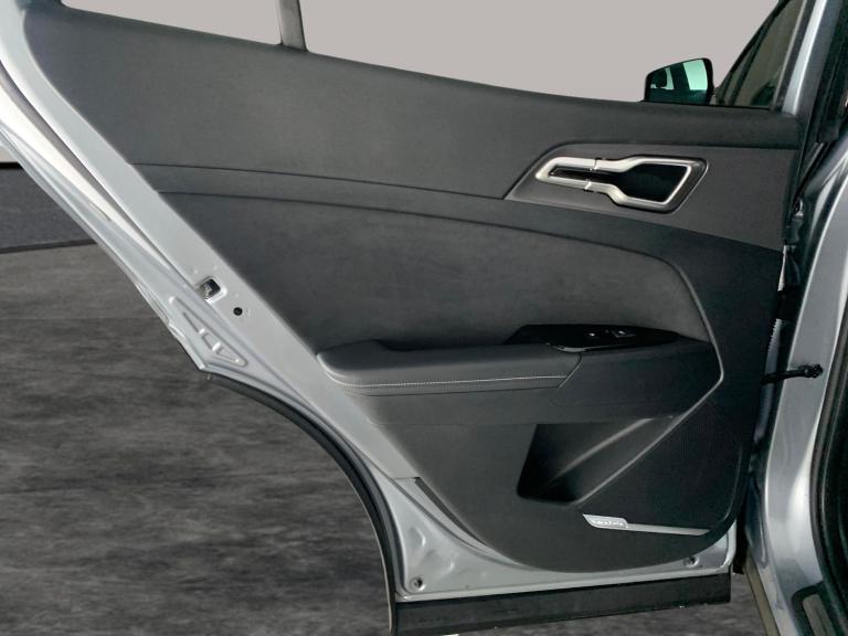 2022 Kia Sportage 1.6 h T-GDi GT-Line S SUV 5dr Petrol Hybrid Auto Euro 6 (s/s) (226 bhp) - A Suv...