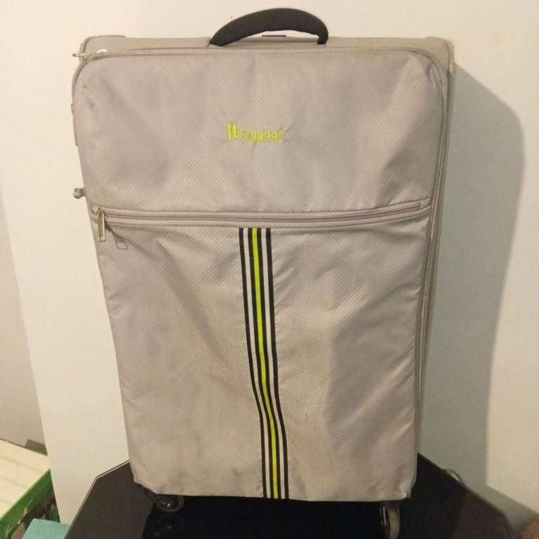 image for Big IT luggage suitcase 