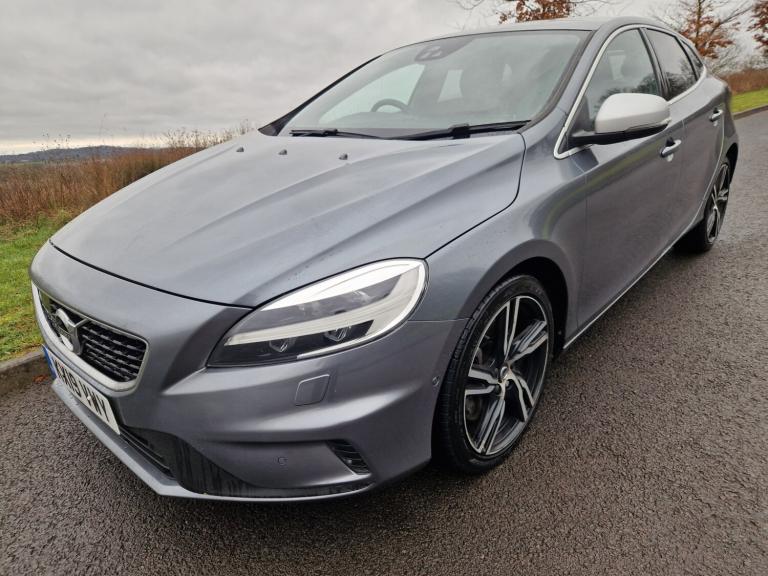 2019 Volvo V40 T3 [152] R DESIGN Edition 5dr Geartronic HATCHBACK Petrol Automatic