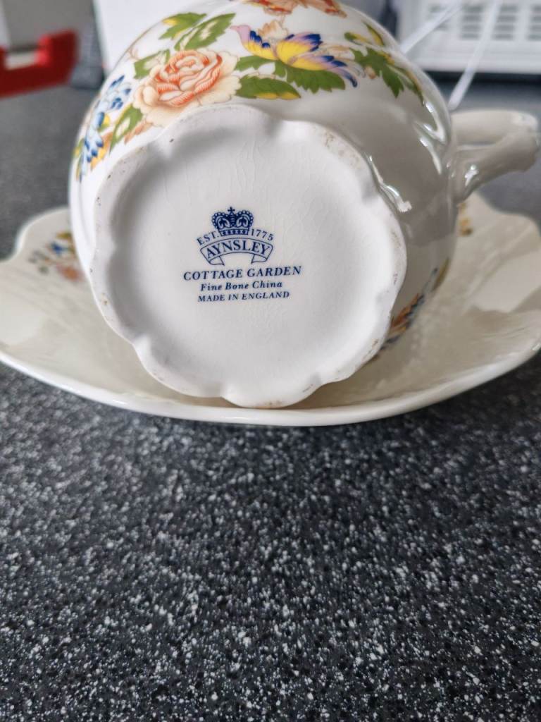 Aynsley cottage garden pitcher and bowl