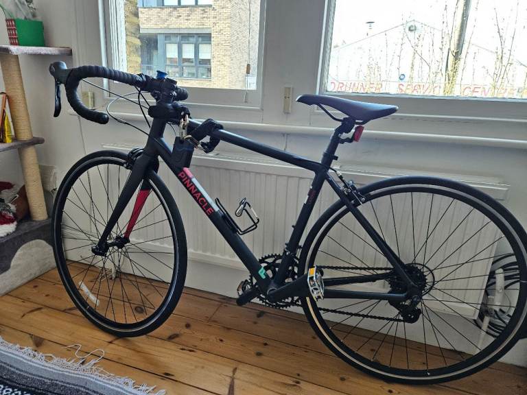 Pinnacle Laterite Road Bike