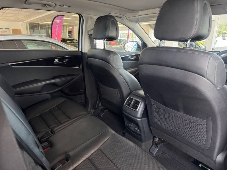 2015 Kia Sorento 2.2 CRDi KX-3 SUV 5dr Diesel Auto AWD Euro 6 (197 bhp) ESTATE Diesel Automatic