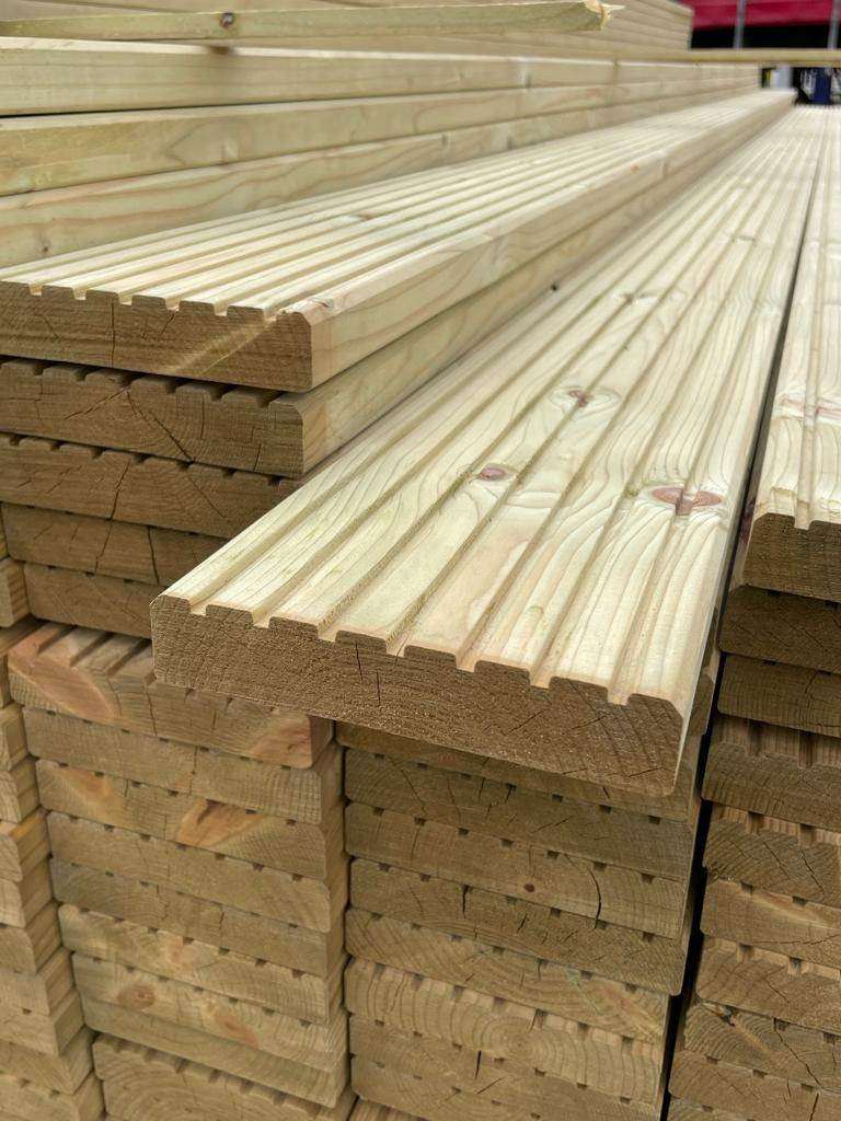 HEAVY DECKING BOARDS | 145x28MM | 10-20FT LENGTHS AVAILABLE