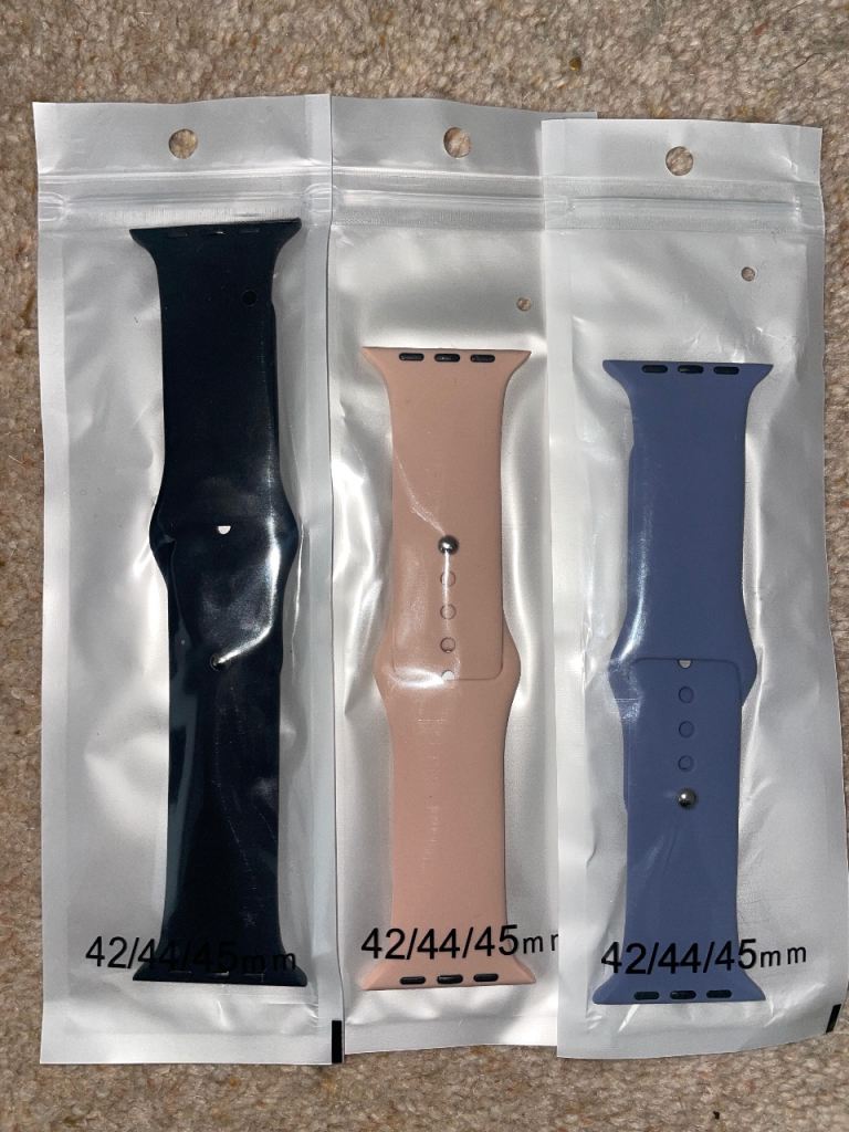 Apple Watch Straps 42/44/45mm – New Silicone Bands (3 Colours)