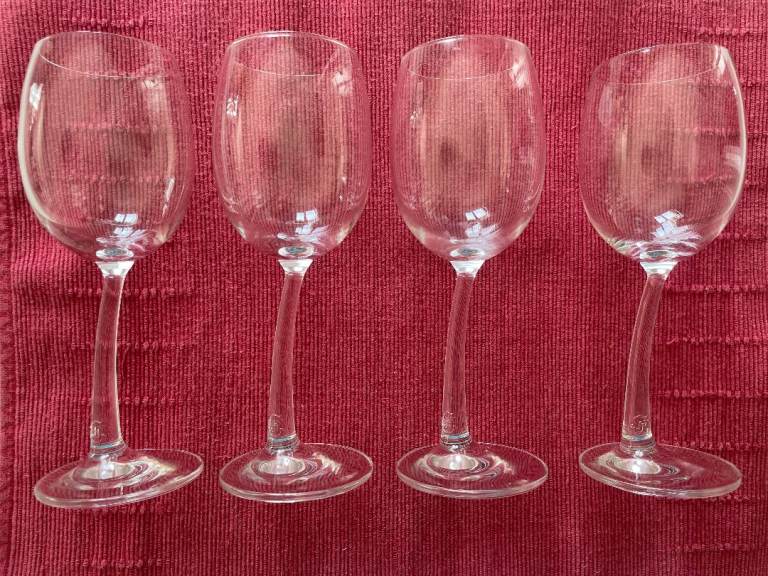 4 J. P. Chenet Original Wonky Wine Glasses (Boxed - never used)