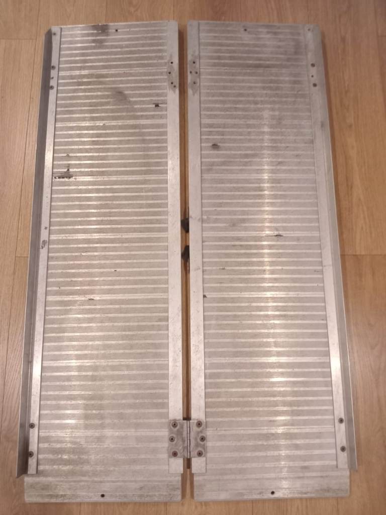 HEAVY FUTY 4FT FOLDING WHERLCHAIR RAMP