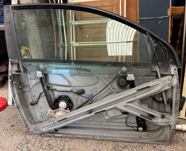 Vw golf driver door