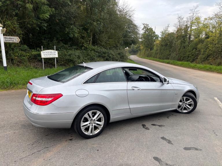 2010 Mercedes-Benz E Class E250 CGI BlueEFFICIENCY SE 2dr Tip Auto COUPE Petrol Automatic