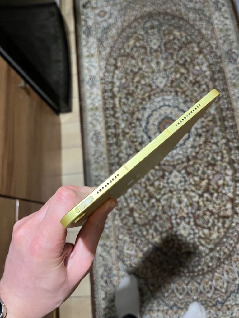 iPad 11th Gen A16 2025 128GB WiFI + Cellular 100% BH