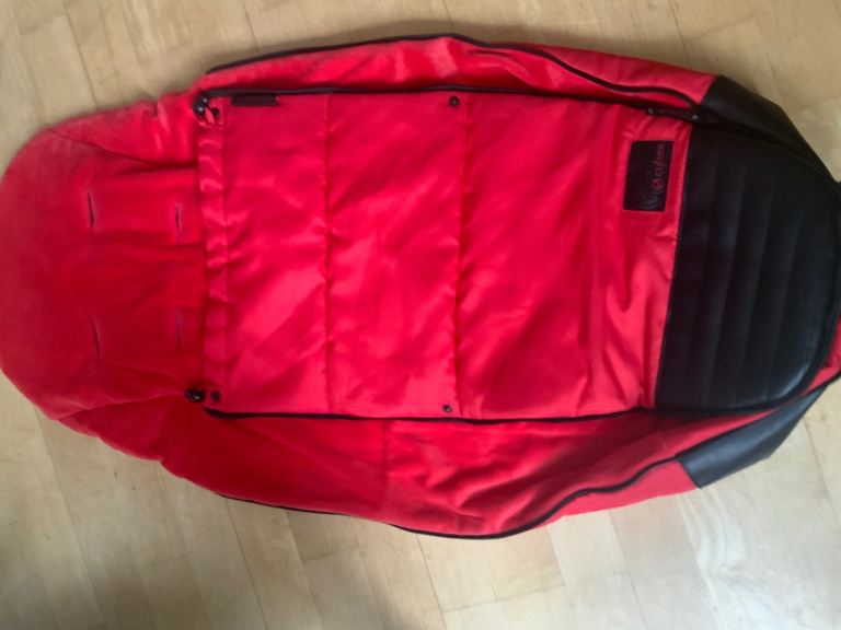Red Cybex foot muff