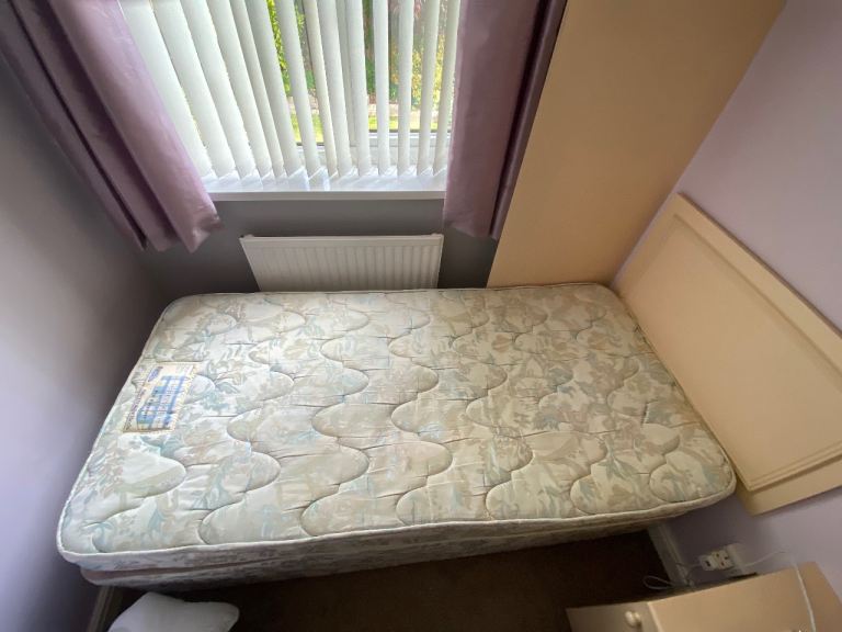 Silent night  single divan bed 