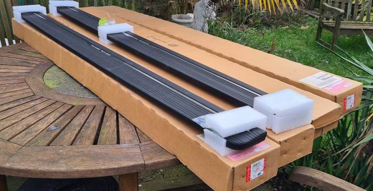 EVOQUE Range rover electric side step sills (VPLYP0325) 2015-19 new & Boxed.
