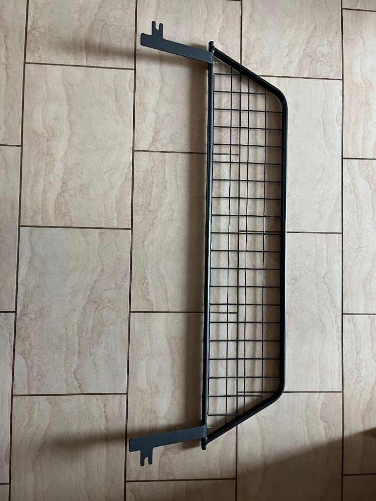 TRAVALL DOG GUARD for VW Skoda Seat models 2011 - 2020