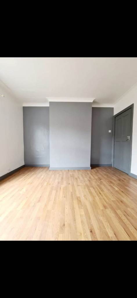 1 bed flat pe1 area available now