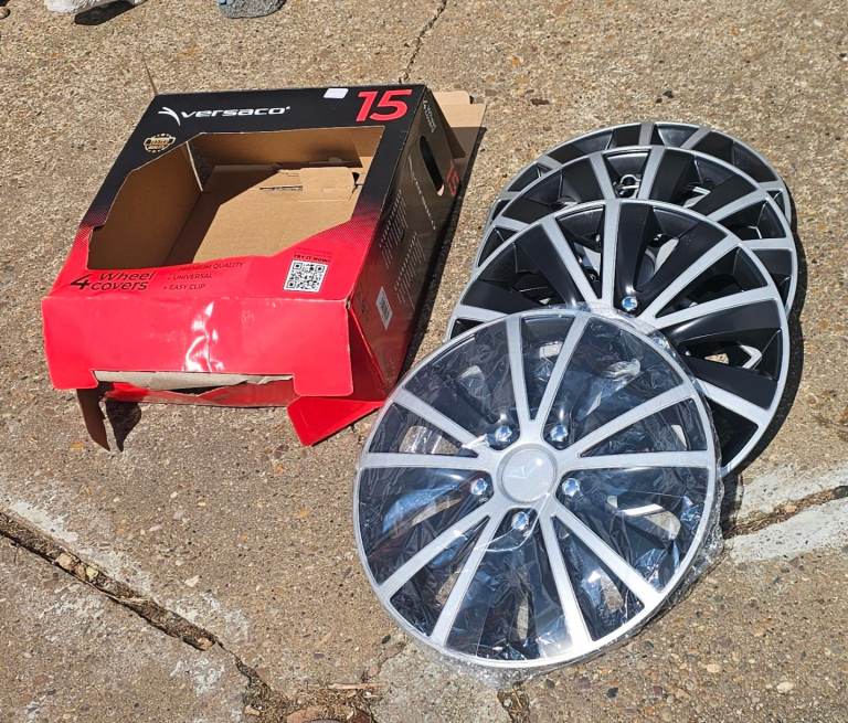 15" Versaco wheel trims