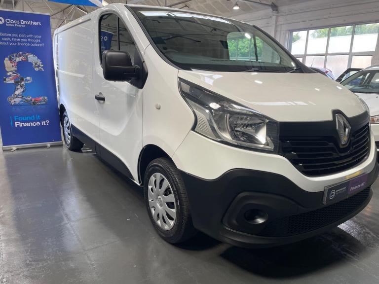 2018 Renault Trafic 1.6 dCi 27 Business SWB Standard Roof Euro 6 5dr PANEL VAN Diesel Manual