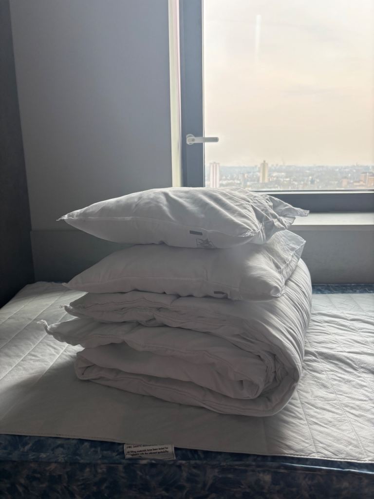 Full bedding set - single bed