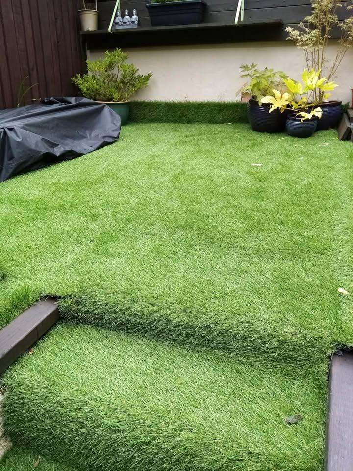 40mm Bright Fresh Artificial Grass | £10m2 Grass Rolls | DELIVERY & COLLETION