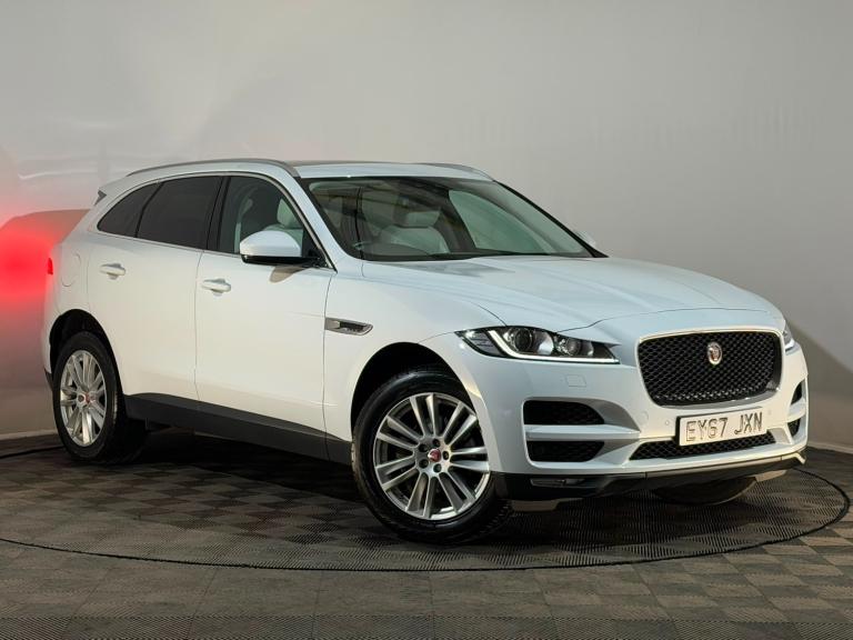 WHITE 2017 67 JAGUAR F-PACE PORTFOLIO 2.0 DIESEL AUTOMATIC 4WD 4X4 SUV 180 BHP